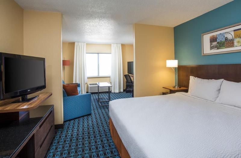 Hotel Fairfield & 3*